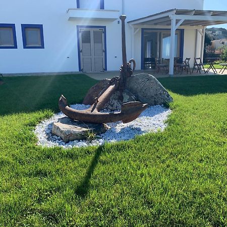 カステルサルド Residenza “La Vecchia Ancora” Bed & Breakfast エクステリア 写真