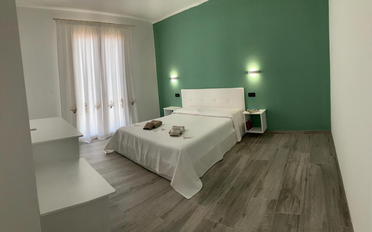カステルサルド Residenza “La Vecchia Ancora” Bed & Breakfast エクステリア 写真